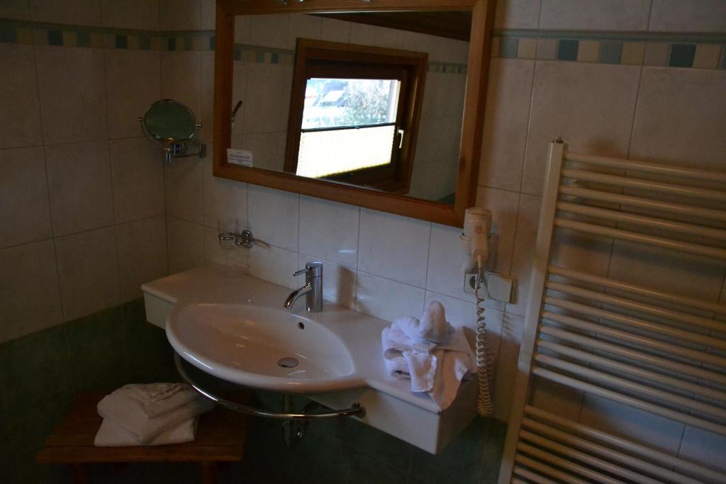 Pension Marienhof Hermagor-Pressegger See Rom bilde